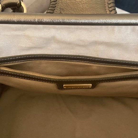 NWT Isabella Fiore Heirloom Bloom Kelsey Frame Ruby Carpet. - Picture 10 of 13